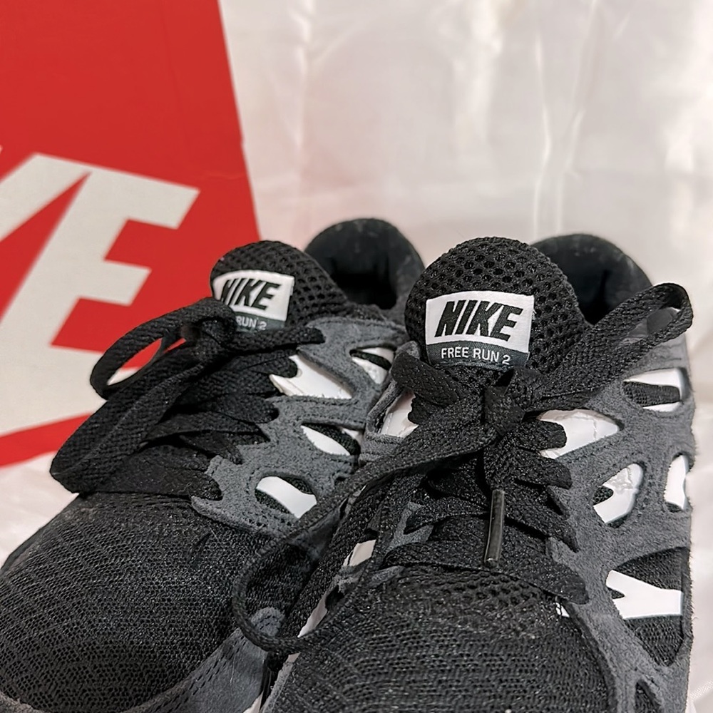 Nike Free Runners Shoes